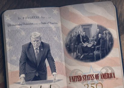 Trump presenta pasaporte con su retrato por el 250 aniversario de EE. UU.