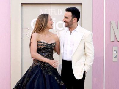 Jennifer Lopez y Brett Goldstein enamorados de la República Dominicana en la promoción de Office Romance