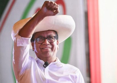 Juez ordena juicio oral contra candidato presidencial Roberto Sánchez en Perú