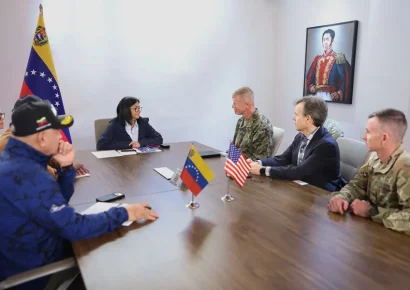 Delcy Rodríguez sostiene reunión con EE.UU. para coordinar rescate tras sismos en Venezuela