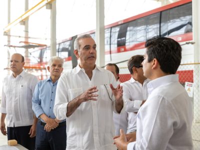 Abinader supervisó avances del Monorriel de Santiago: obra civil concluiría en agosto