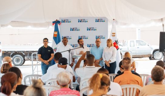 Alcaldía del DN realizó operativo médico y social en el sector 30 de Mayo