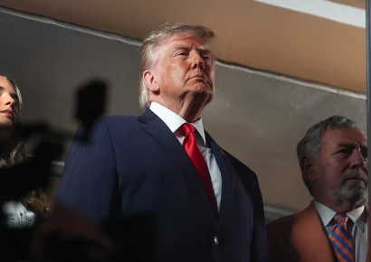 Trump autoriza acceso limitado al modelo más avanzado de Anthropic para empresas y agencias federales en EE. UU.