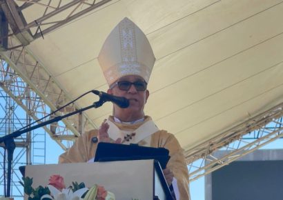 Arzobispo de Santiago llama a reforzar la salud mental y la cultura de paz en Corpus Christi