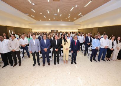 SNS reúne autoridades para reforzar transparencia en hospitales públicos