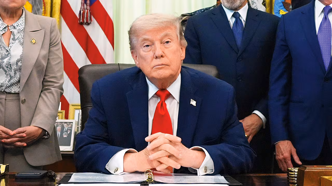 EE. UU. acusa a cinco por planear ataque con drones contra Trump