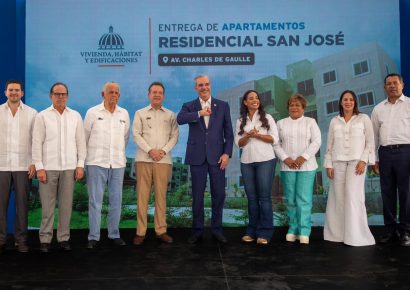 Banreservas financia 700 apartamentos del residencial San José entregados por Abinader