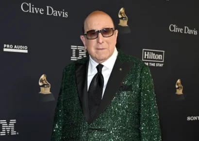 Fallece Clive Davis, una leyenda de la industria musical a los 94 años