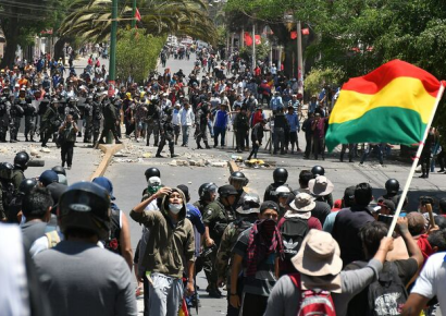 Congreso de Bolivia autoriza posible uso de militares para desbloquear carreteras en medio de protestas