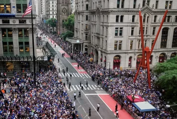 Nueva York celebra a los Knicks tras 53 años de espera