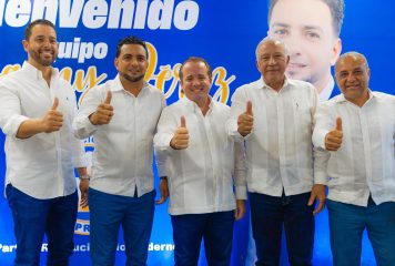 PRM juramentó a Danny Pérez y su equipo en El Higüerito, Espaillat