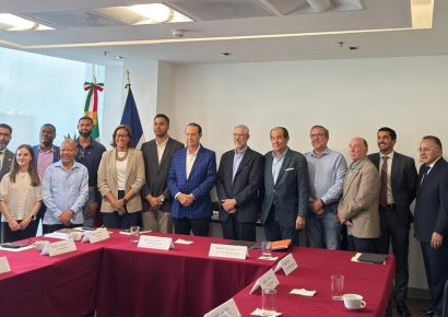 Delegación dominicana visita México para intercambiar experiencias sobre el sargazo