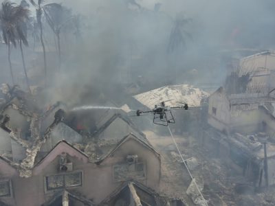 Drones del 911 apoyan labores para sofocar incendio en hotel de Bayahíbe