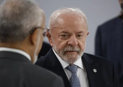 Presidente Lula pide a Trump no intervenir en las elecciones de Brasil.