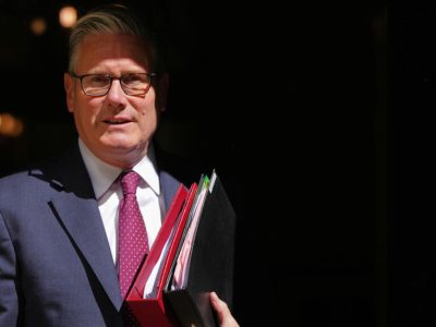 El Gobierno de Keir Starmer atraviesa una crisis tras seis dimisiones en un mes