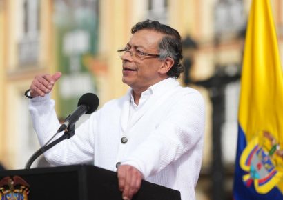 Petro exhorta a los colombianos a «decidir sin presiones» tras respaldo de Trump a De la Espriella