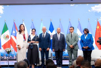 Presidente del Senado destaca importancia de la estabilidad macroeconómica y la integración regional