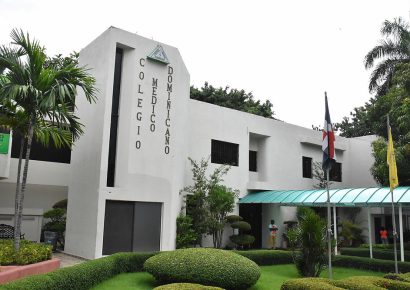 Escándalo en el Colegio Médico Dominicano por desfalco de 60 millones