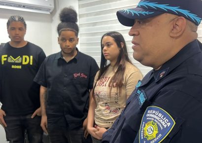 Tribunal fija audiencia para el 1 de julio contra tres acusados de agredir agentes de la Digesett en aeropuerto de Santiago