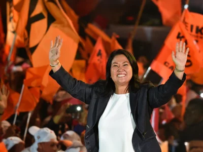 Keiko Fujimori gana presidencia de Perú por 49,641 votos