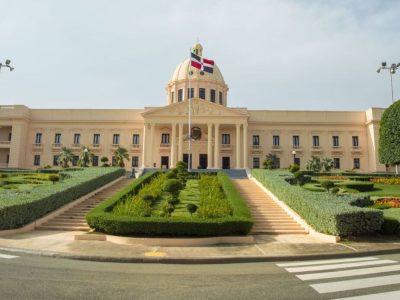 Gobierno aplicará nuevo ISR de 27 % a salarios desde RD$400 mil mensuales y afectaría al 0.26 % de los trabajadores