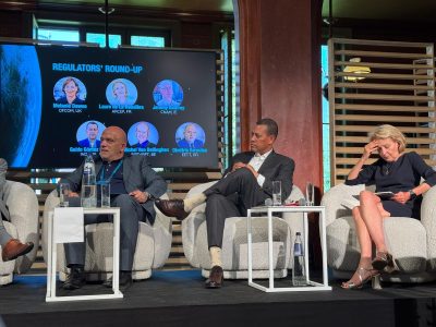 Guido Gómez Mazara apuesta por normas digitales que protejan usuarios y fomenten inversiones