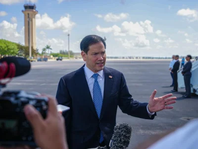 Marco Rubio iniciará gira por Emiratos Árabes, Kuwait y Baréin para abordar acuerdo con Irán