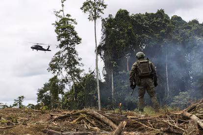 Colombia: bombardeo militar dejó nueve muertos del Clan del Golfo a días del balotaje presidencial
