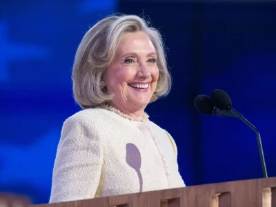 Clinton responsabiliza a Biden de la victoria de Trump en 2024