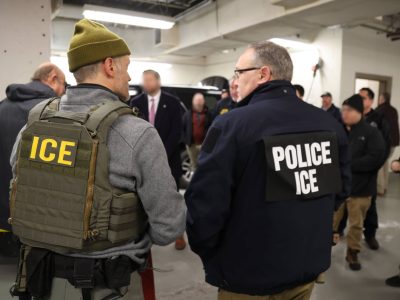 ICE cambia reglas de detención migratoria tras solicitudes de contratista privado, según The Washington Post