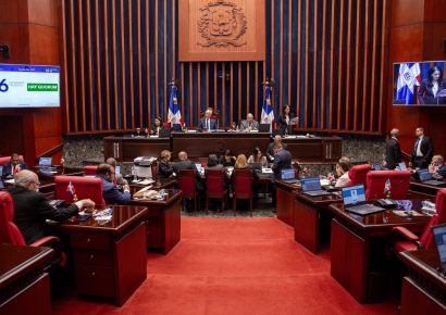 Senado aprueba de urgencia medidas económicas del Ejecutivo
