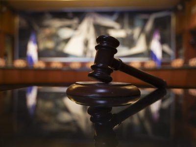 Poder Judicial analiza riesgos del trabajo infantil digital