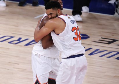 Knicks firman una remontada histórica y quedan a las puertas del título de la NBA