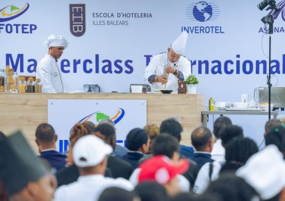 Chefs españoles destacaron hospitalidad y excelencia en conferencia del Infotep