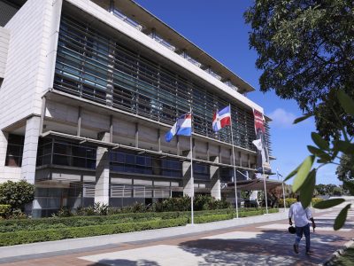 RD obtuvo primera sentencia de extinción de dominio con vehículos incautados en La Vega