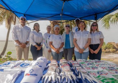 Ministerio de Medio Ambiente resalta avances en conservación marina y protección de ecosistemas costeros
