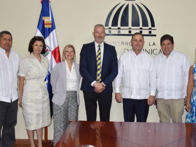 Ministerio de Agricultura recibe visita de delegación sanitaria de Estados Unidos para reforzar cooperación en bioseguridad