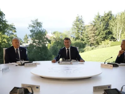 Macron destaca la unidad del G7 tras meses de tensiones y desacuerdos entre aliados