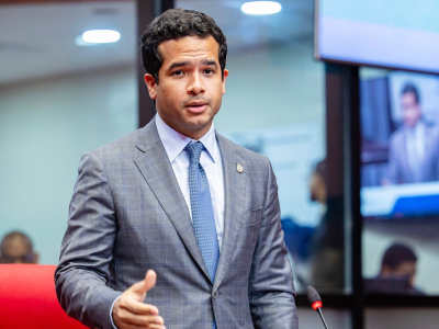 Omar Fernández rechaza propuesta de ser candidato vicepresidencial junto a su padre Leonel