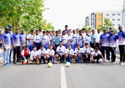 INEFI lleva deporte, salud y recreación a Ciudad Juan Bosch