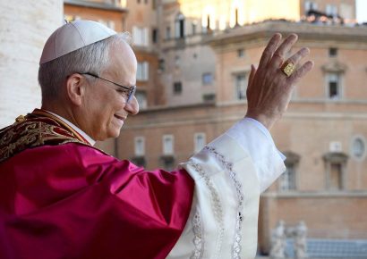 El papa León XIV llama a los jóvenes a ser “la chispa de una nueva humanidad” en Madrid