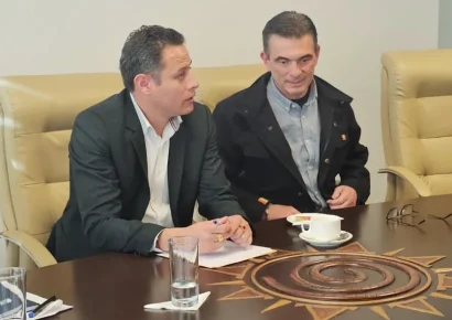 Rodrigo Paz y el vicepresidente de Bolivia retoman el diálogo tras meses de distanciamiento
