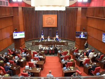 Senado aprobó modificaciones a la Ley de Residuos Sólidos en sesión extraordinaria