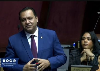 Martínez pidió consenso pleno en reforma laboral