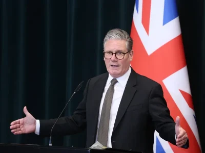 Keir Starmer continuará como diputado hasta el final de la legislatura tras anunciar su salida del Gobierno británico
