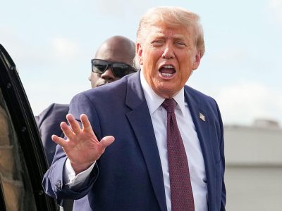 Trump dijo que victorias de ala izquierda demócrata favorecerían a republicanos en 2028