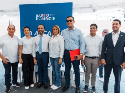 Alcaldía del DN realiza encuentro con comunitarios del sector 30 de Mayo