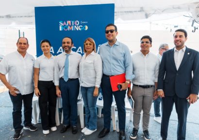 Alcaldía del DN realiza encuentro con comunitarios del sector 30 de Mayo