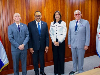 Ministros de Justicia de RD y Puerto Rico fortalecen lazos institucionales