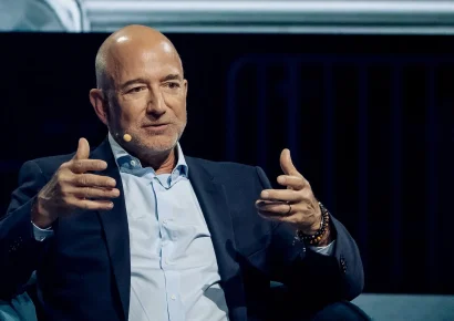 Jeff Bezos asegura que el deterioro ambiental es la única cosa que ha empeorado en siglos